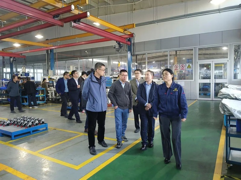青島力克川液壓機械有限公司協辦國家標準審查會議在青島勝利召開！5.jpg